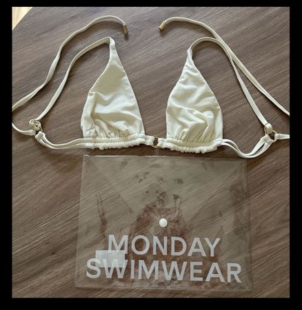 Monday Swimwear Bikinioberteil, S, Neu
