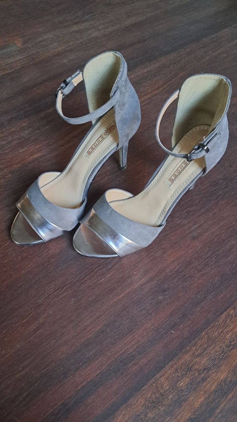 Buffalo Scarpe da donna: Sandaletten – Usato da Weisslingen venduto da Steph_andstuff