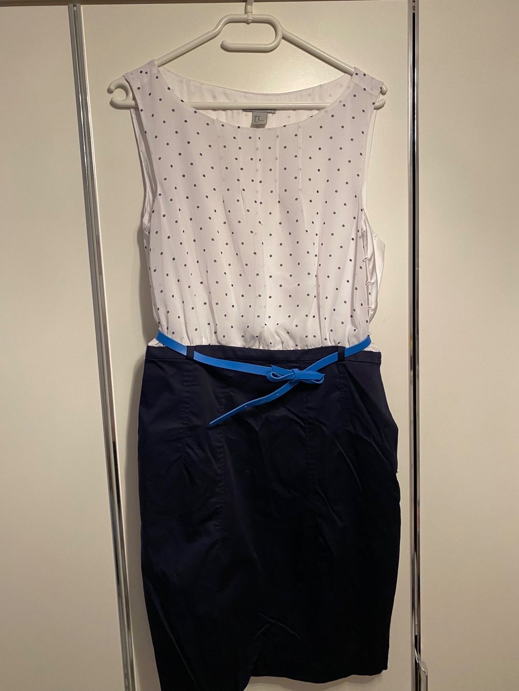 H&M Kleider: Damen kleid von H& M – Gebraucht aus Pfungen von Sheki56
