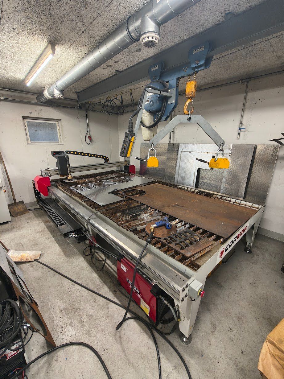 Alle Maschinen: CNC Plasmaschneider Cormak PW-1530 – Gebraucht aus Neftenbach von Hcr