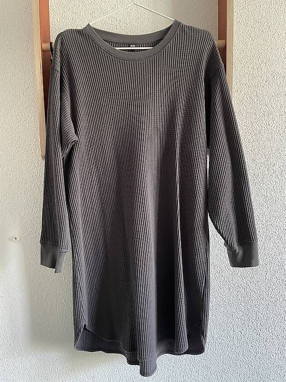 Kleider: Pulloverkleid Uniqlo – Gebraucht aus Bern von Sandra_Ce