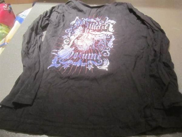 Pulls et sweat-shirts: Pullover Grösse 134/140, schwarz/Schlagzeug – D'occasion à Zürich par Motzkuh