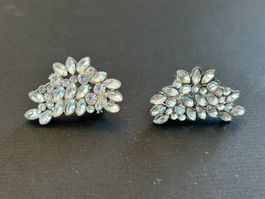 Elegante Haarspange aus funkelnden Strasssteinen