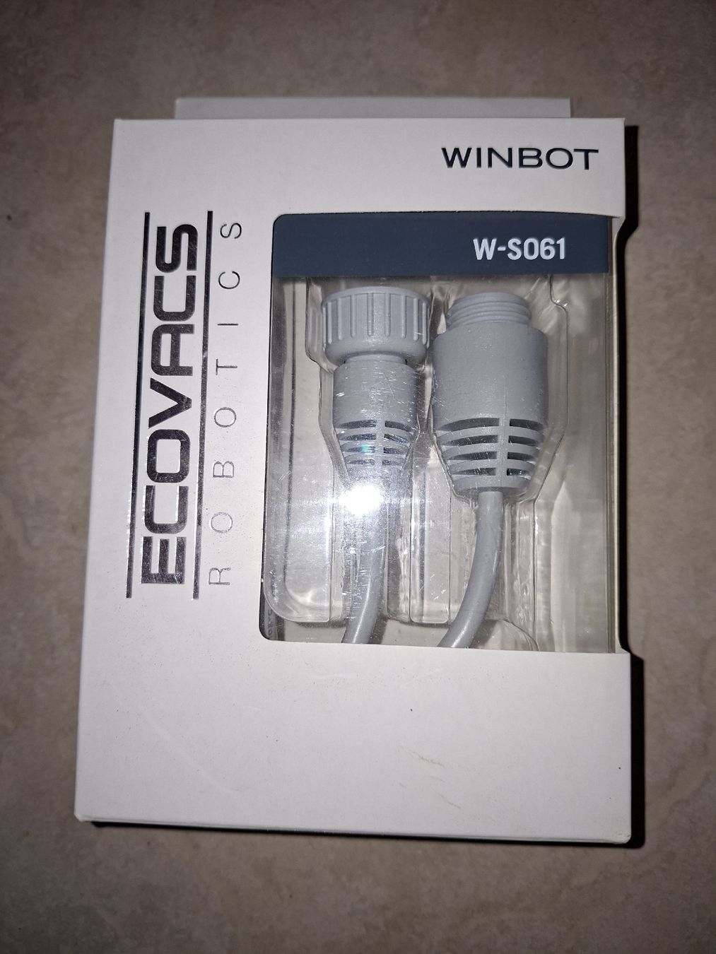 Ecovacs Autres articles pour la maison: Ecovacs Winbot W730 – Défectueux à Aeschi b. Spiez par Capersville91 2