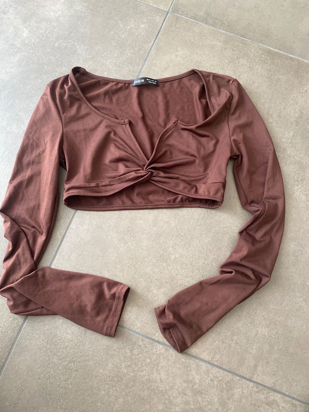 Shein Top: Shein top taille XS – Nuovo (secondo la descrizione) da Delémont venduto da Ma_LoU.01