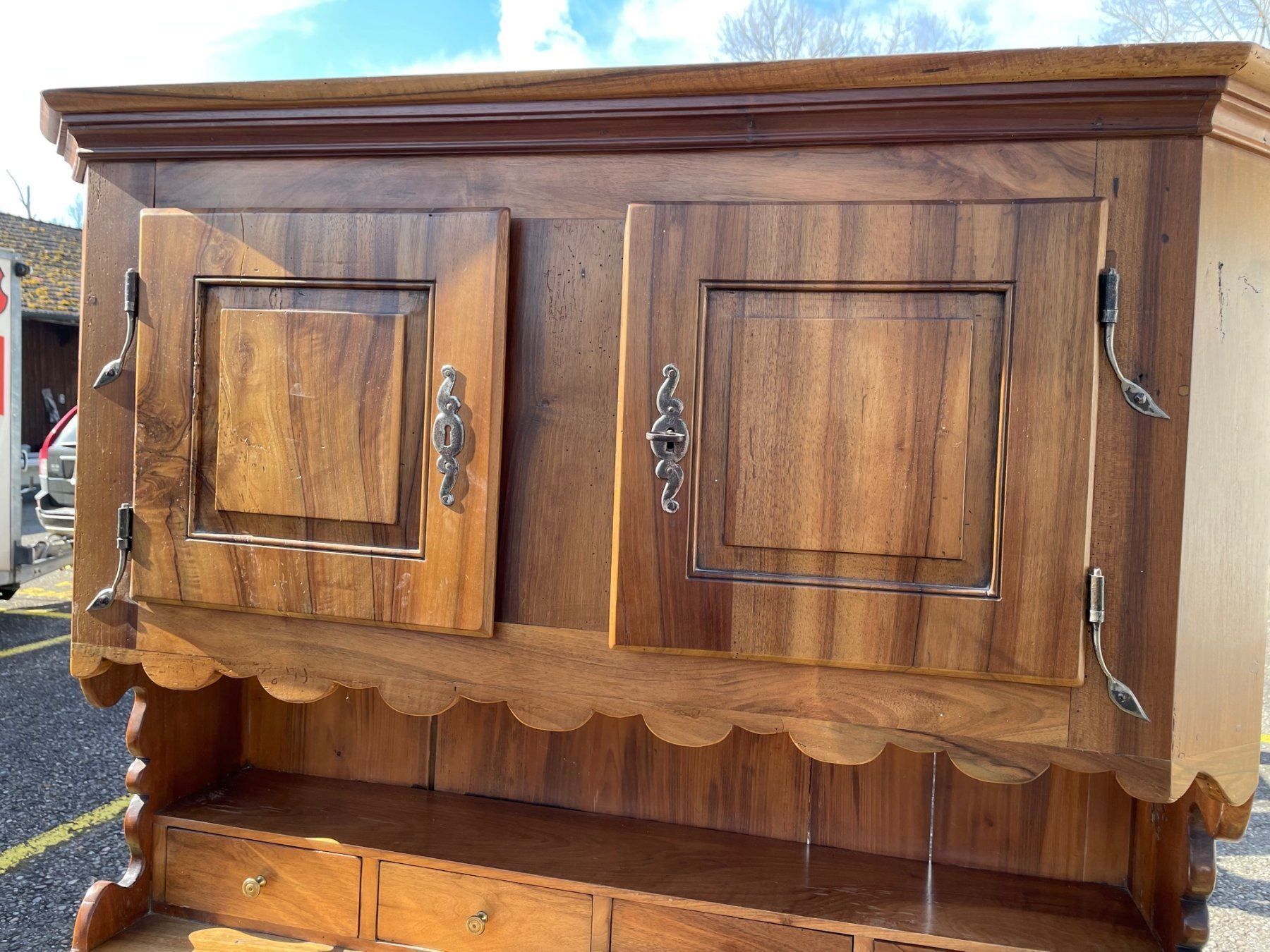 Credenze: Barockbuffet Nussbaum, nicht zerlegbar – Usato da Koblenz venduto da Kbaldinger 6