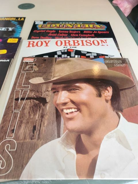 Dischi in vinile: 4 Schalplatten , Elvis , Roy lets Dance, Orbison, – Usato da Andelfingen venduto da Flippi64 1