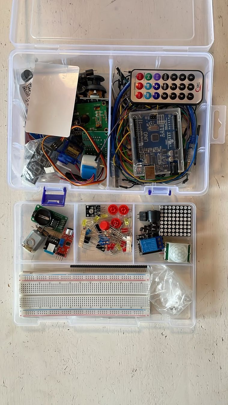 Arduino Elektronikbauteile: Arduino UNO Set Komplett – Gebraucht aus Flaach von noe_kmc8 1