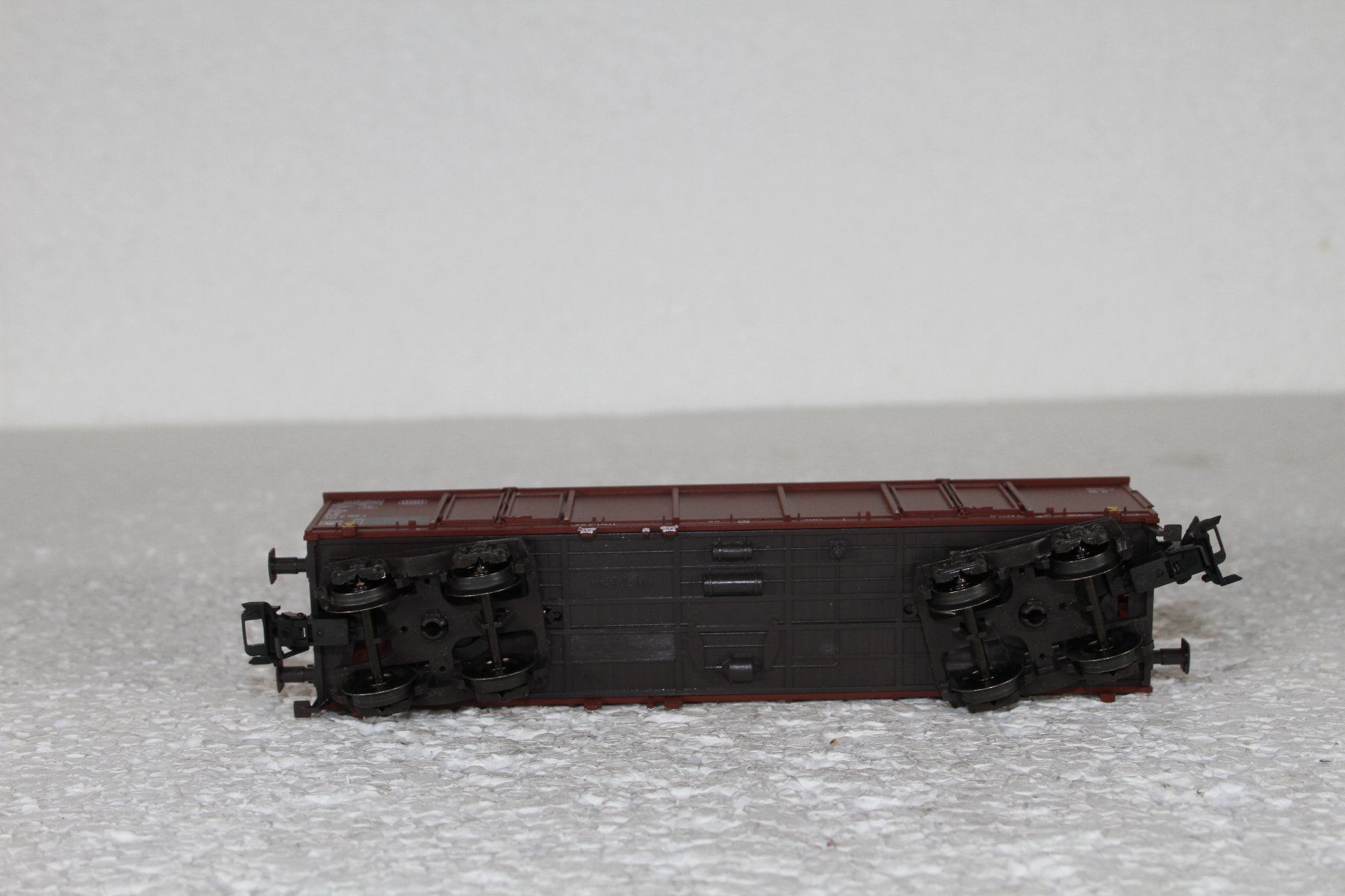 Märklin Modellini di ferrovie: Märklin DB Eaos mit Ladung (3) – Usato da Triesen venduto da gleis8 6