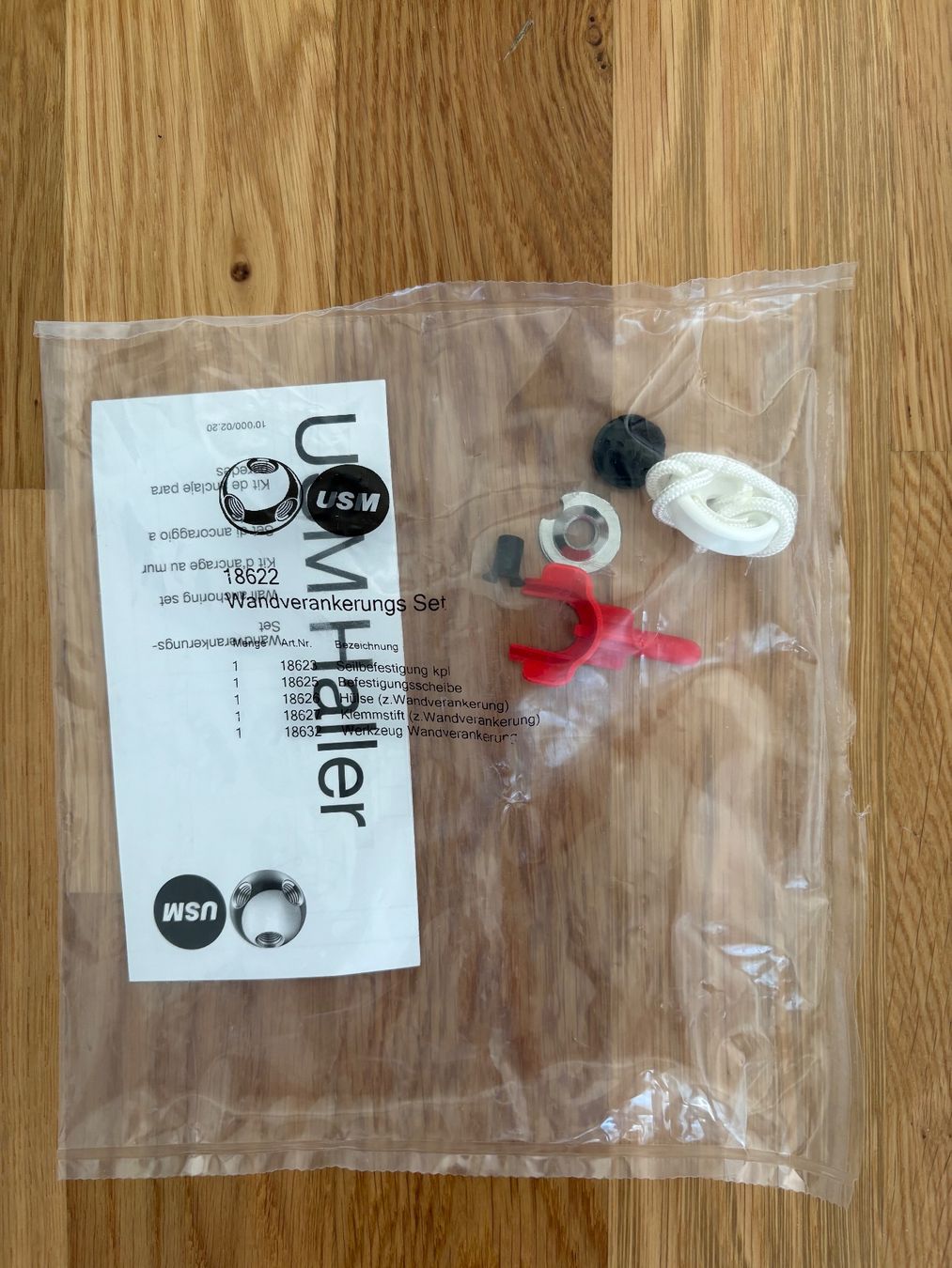 Wandhalterungen: USM Haller Wandverankerung Set 18622 – Neu und originalverpackt aus Basel von goofy2011
