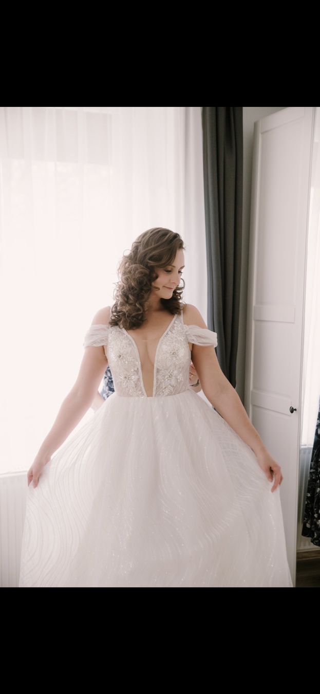 Vestiti: Hochzeitskleid / Brautkleid – Nuovo (secondo la descrizione) da Affoltern am Albis venduto da gre_vw2v