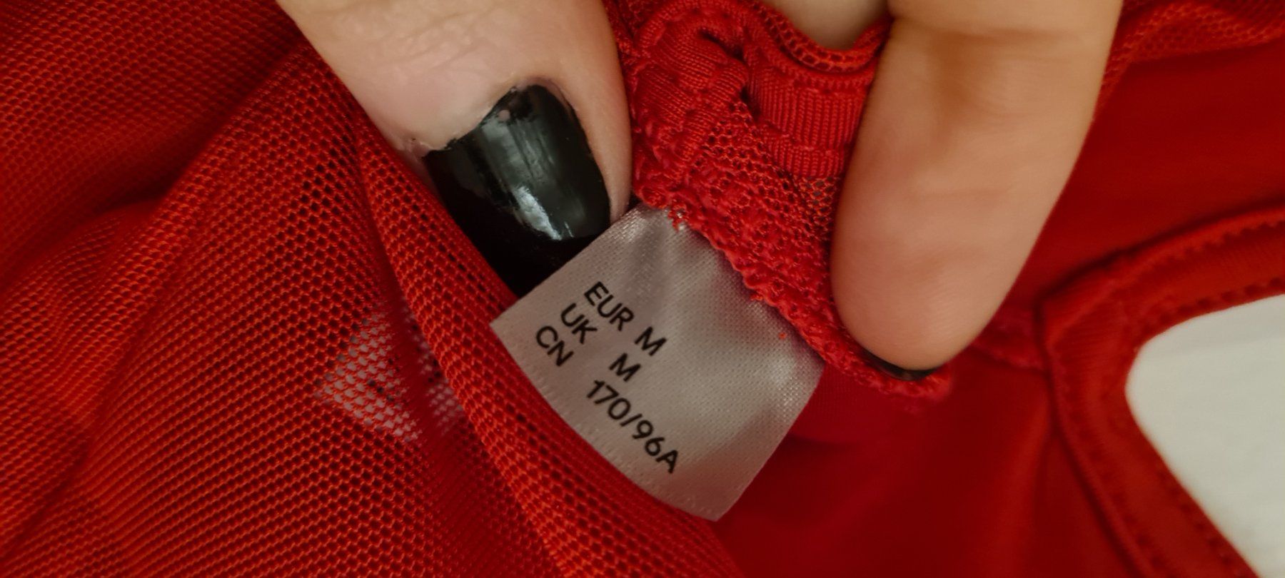 Vestiti: Elegantes rotes Kleid – Usato da Glattpark(Opfikon) venduto da ejo_m8fr 2