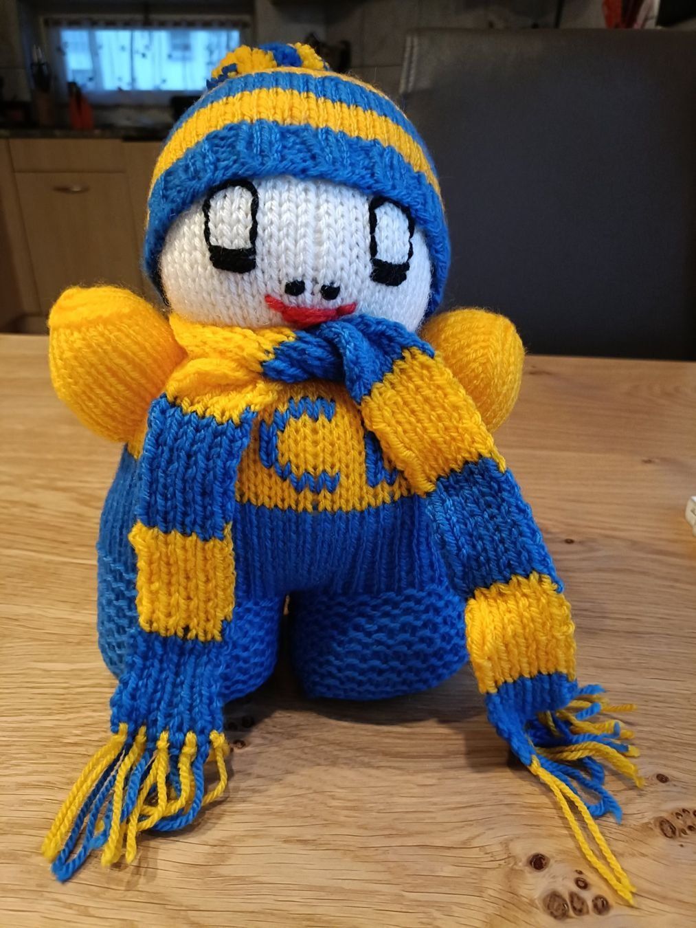 Puppen: HCD DAVOS HANDGESTRICKTES HCD MASKOTTCHEN FANARTIKEL – Gebraucht aus Sargans von Polifemo58 1
