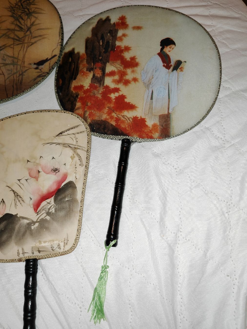 Tutte le decorazioni: Lot de 3 éventails asiatiques vintage  – Usato da Orbe venduto da Grainderiz982 8