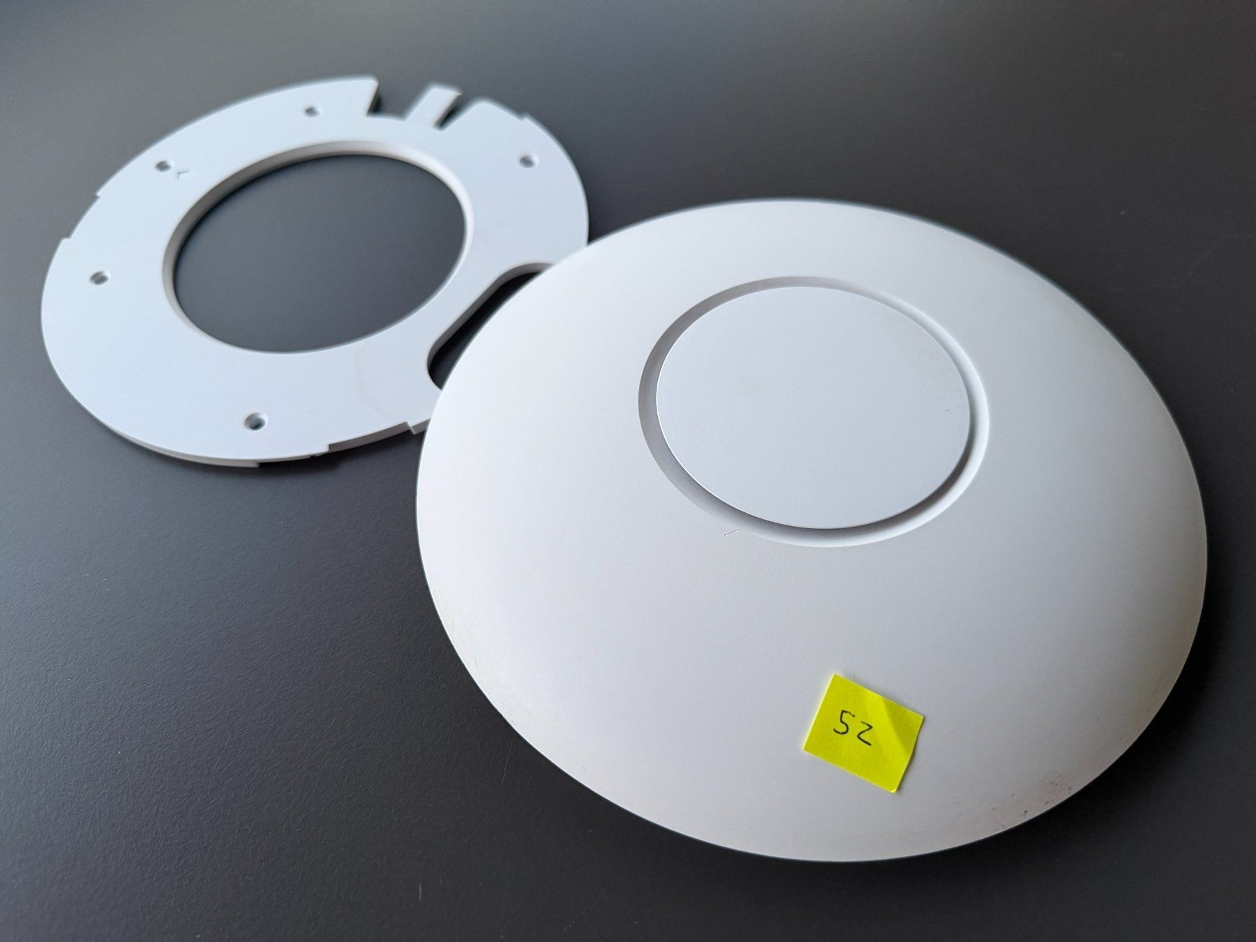 Ubiquiti Modem & Router: Ubiquiti UniFi AP AC PRO #52 – Usato da Gettnau venduto da f10s6n