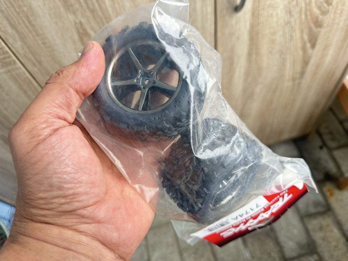 Traxxas RC Modellbau: Traxxas – Gebraucht aus Nebikon von sal_pvk8 4