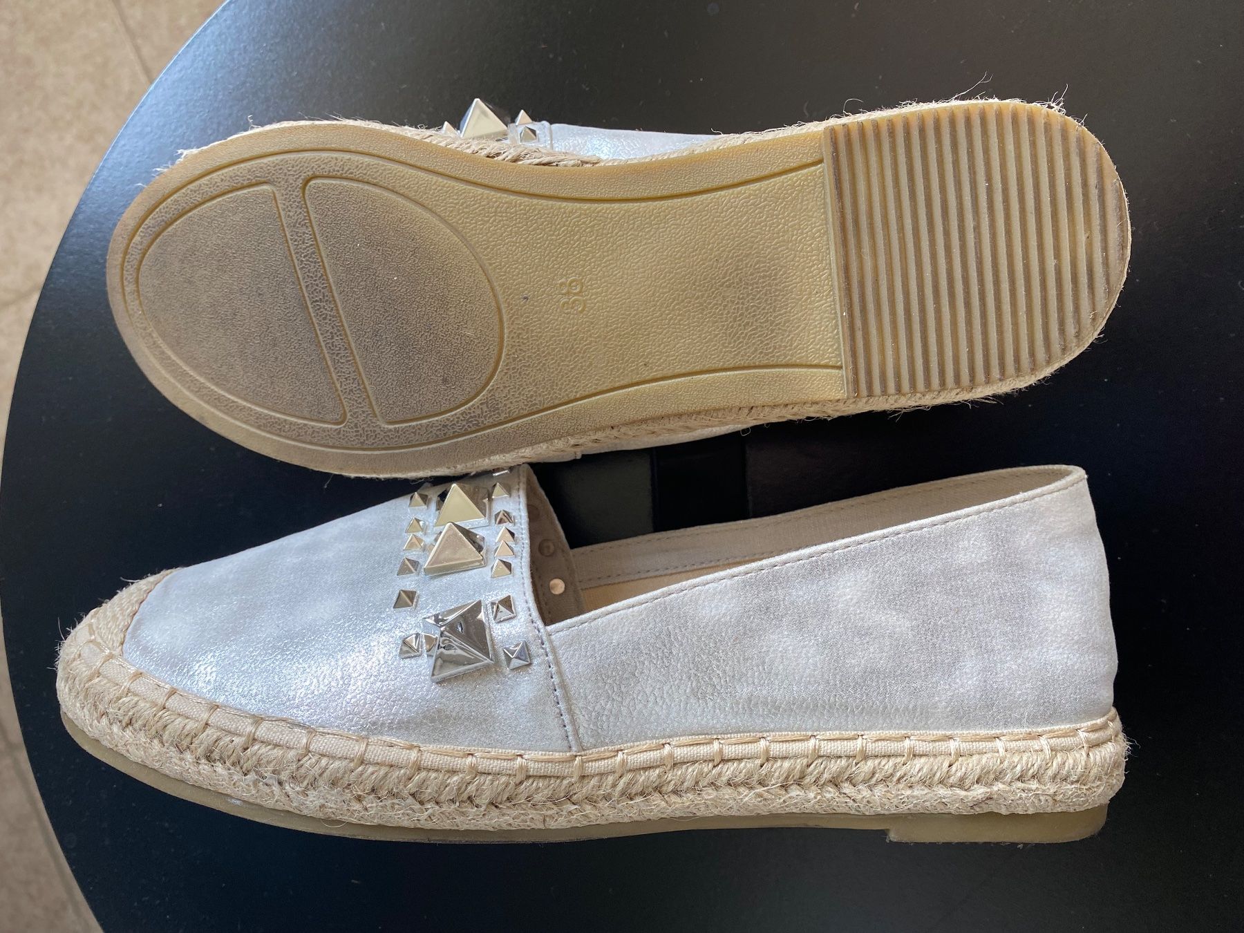 Scarpe da donna: JANESSA neuw. Espadrilles Silber Gr. 38 – Usato da Besazio venduto da lionheart63 1
