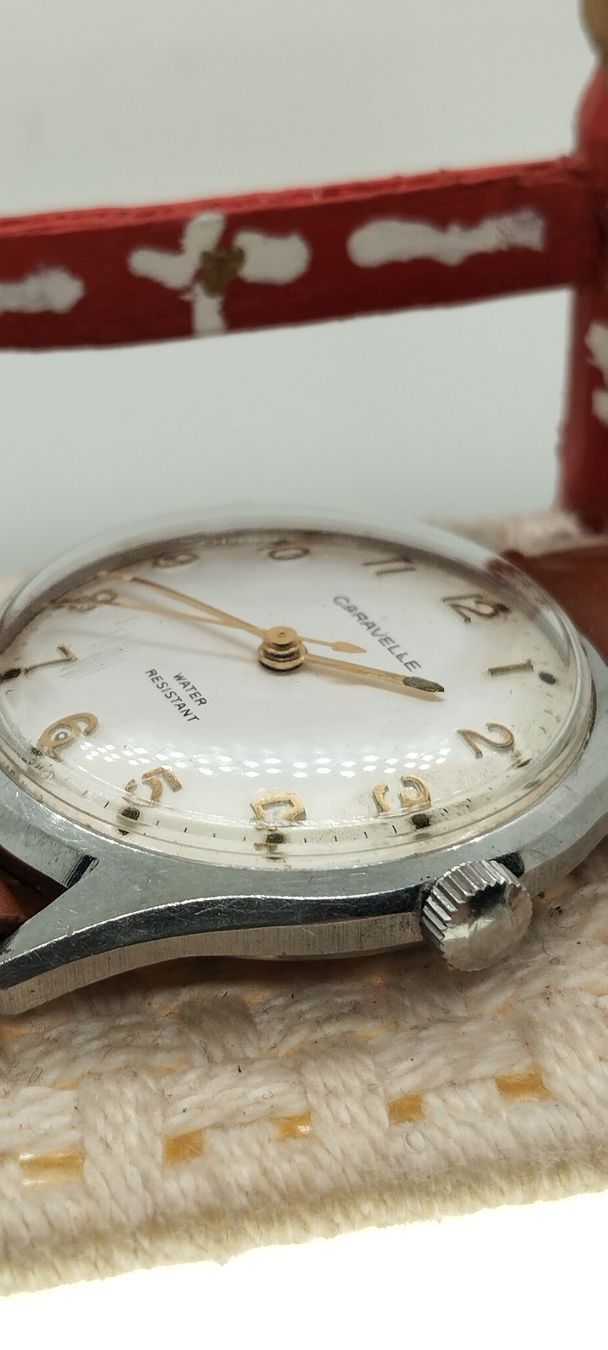 Orologi: Montre caravelle récupération – Usato da La Chaux-de-Fonds venduto da jac_9llg 5