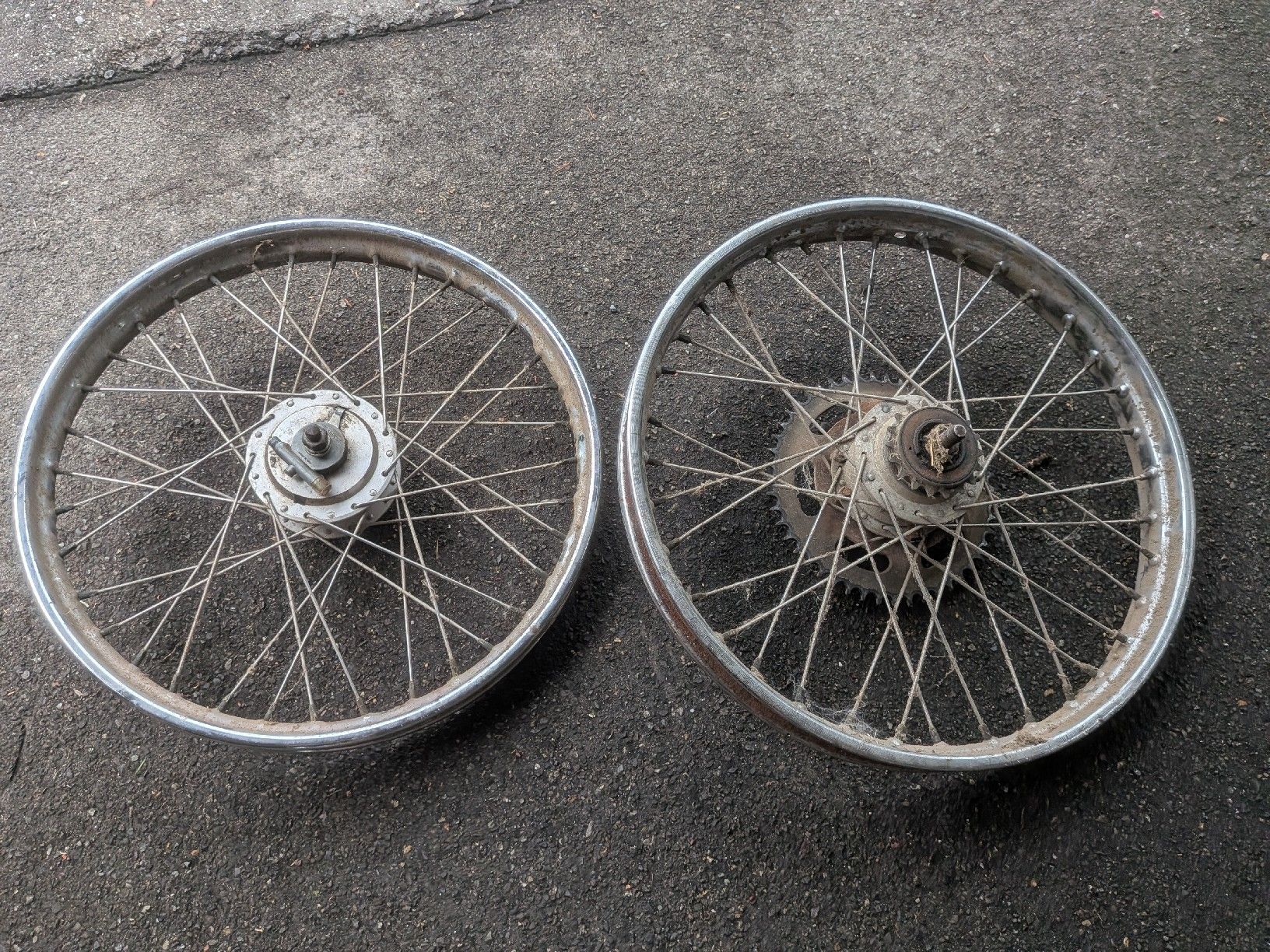 Cerchioni: Speichenfelgen 17" Vermutlich Peugeot  – Difettoso da Illnau venduto da V.Fendt