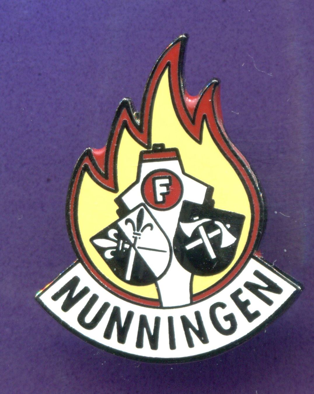 Placchette & Badge: Feuerwehr  NUNNINGEN – Usato da Winterthur venduto da Sammleroase