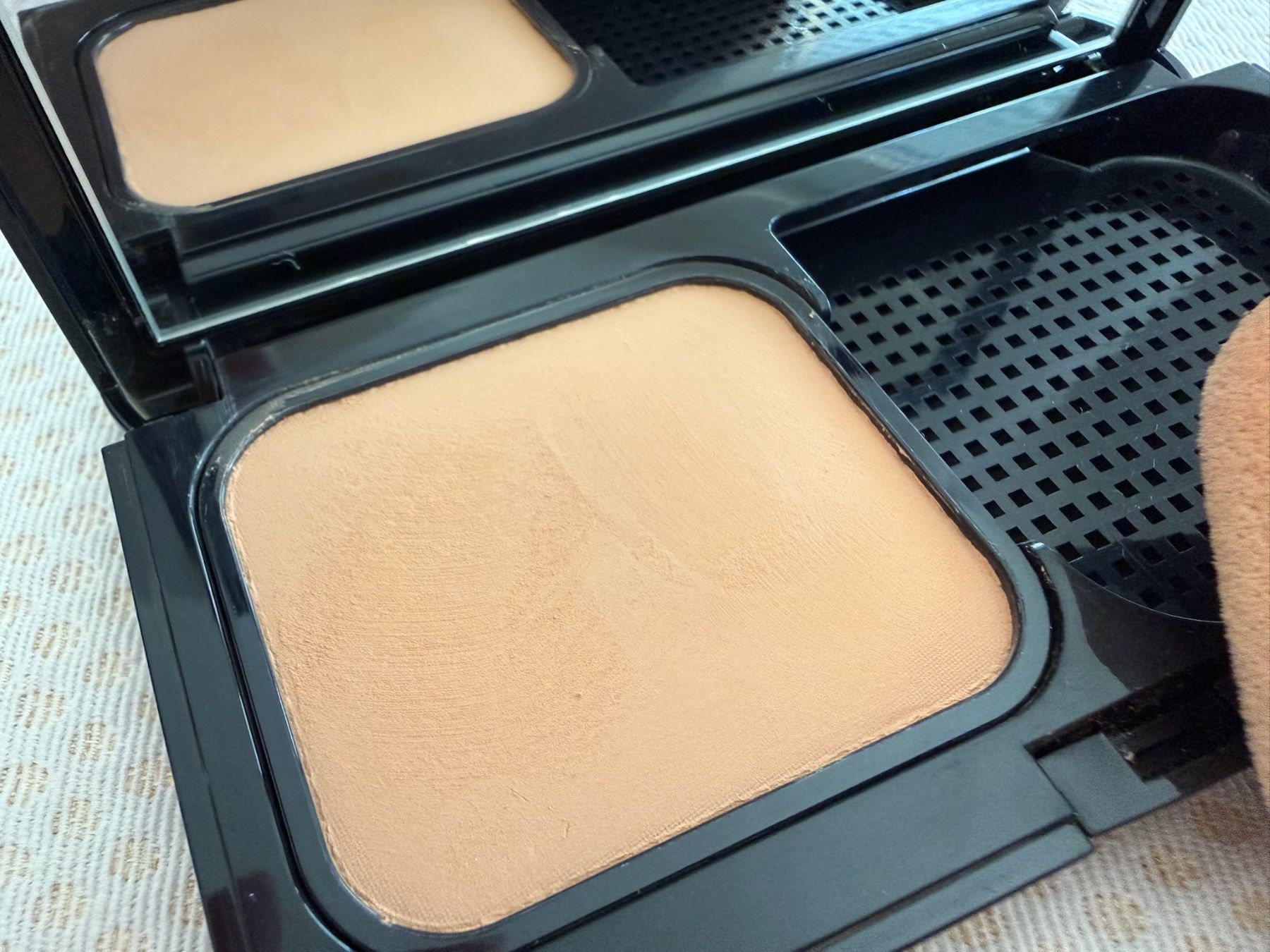 Make-up: Shiseido - Compact matofiant – Gebraucht aus Sion von accroshoes 1