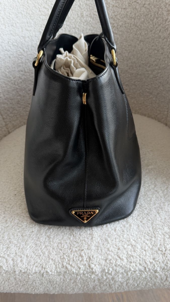 Prada Taschen für Damen: Prada Tasche – Gebraucht aus Erlenbach ZH von jol_9m85 1