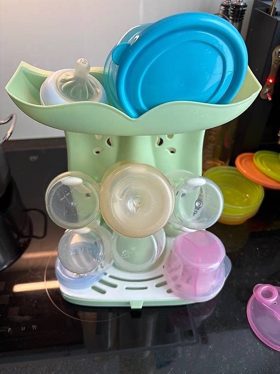Pasti del neonato: Schoppen und weitere Utensilien Halter  – Usato da Hunzenschwil venduto da del_hzv7 1