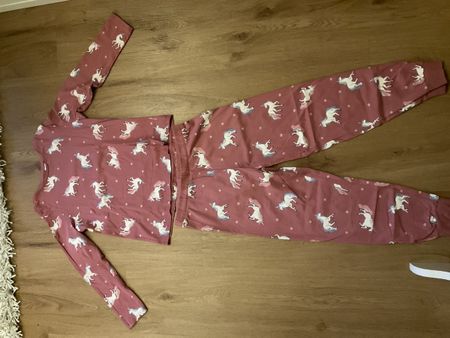 Pyjama Einhorn Motiv altrosa Grösse 150 10-12 Jahre