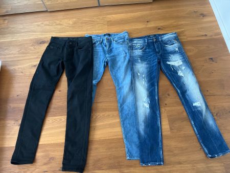 Kleiderpaket Herren Hosen Grösse 28/32