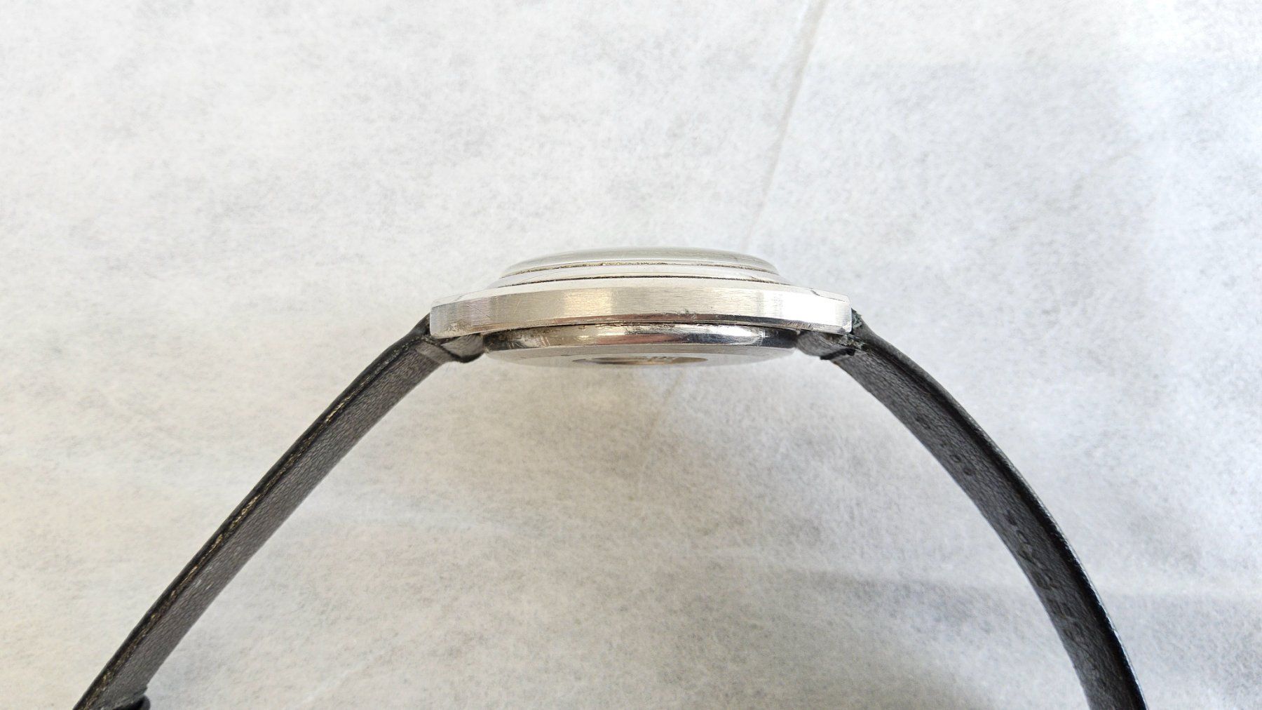 Omega Orologi: Montre Omega vintage – Usato da Malleray venduto da Frederic24 4