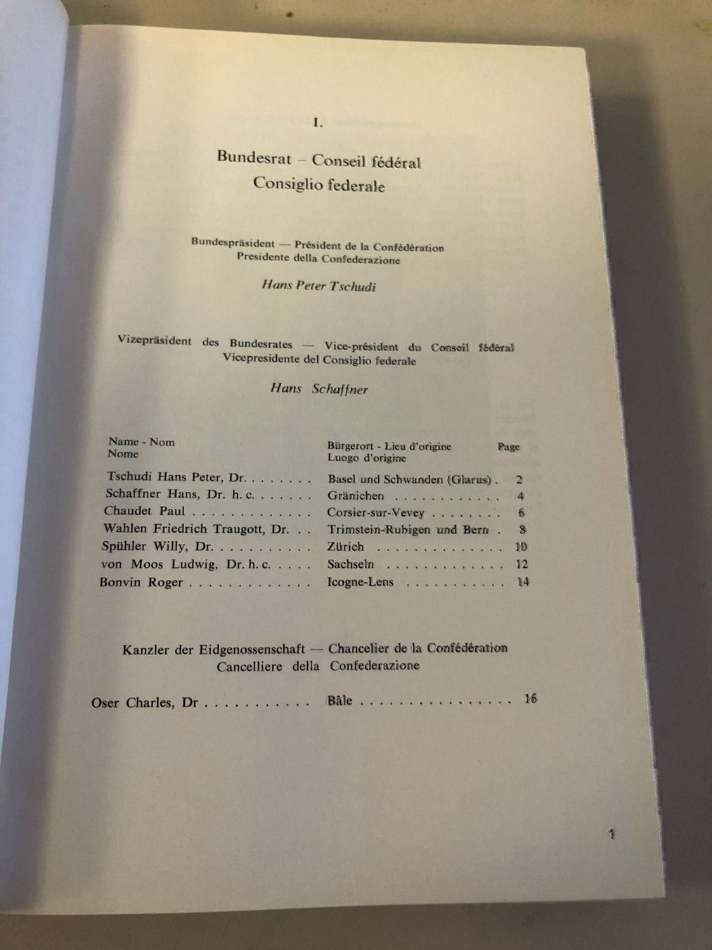 Livres: Jahrbuch der Eidgenössischen Behörden ! – D'occasion à Brügg BE par better14 3