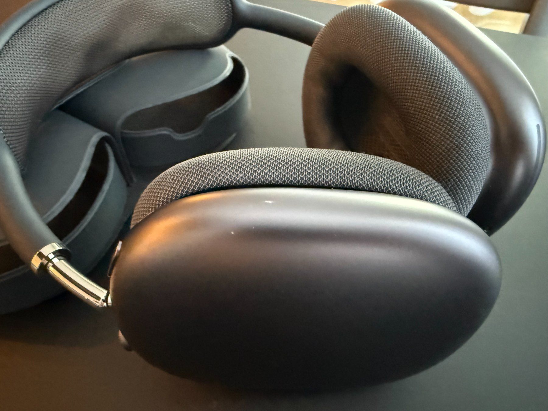 Apple Casques audio: AirPods Max 1. Gen Lightning schwarz – D'occasion à Jonen par giuco 9