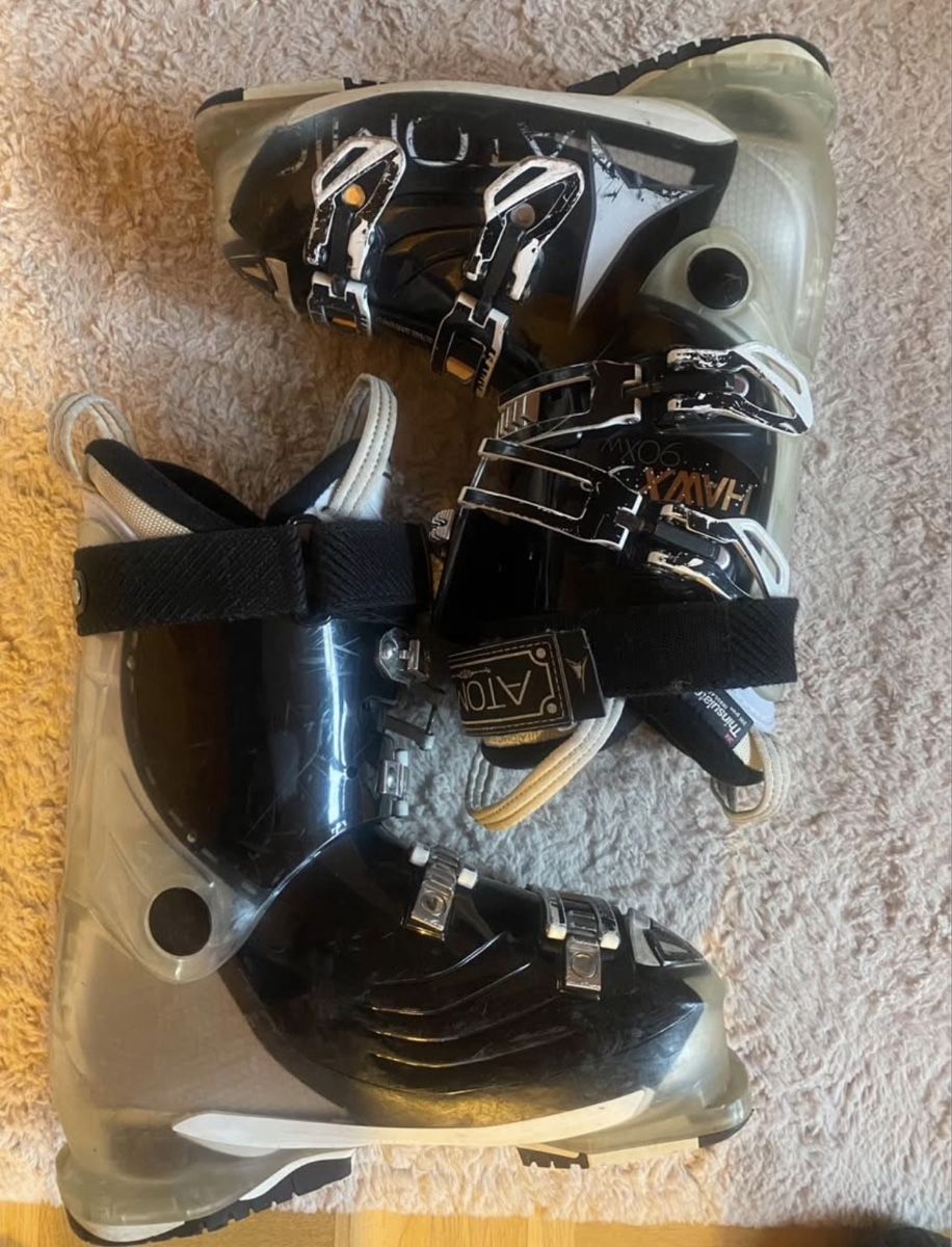 Atomic Chaussures hommes: Atomic Hawk 80 Ski Boots – D'occasion à Zürich par alieacelina 1
