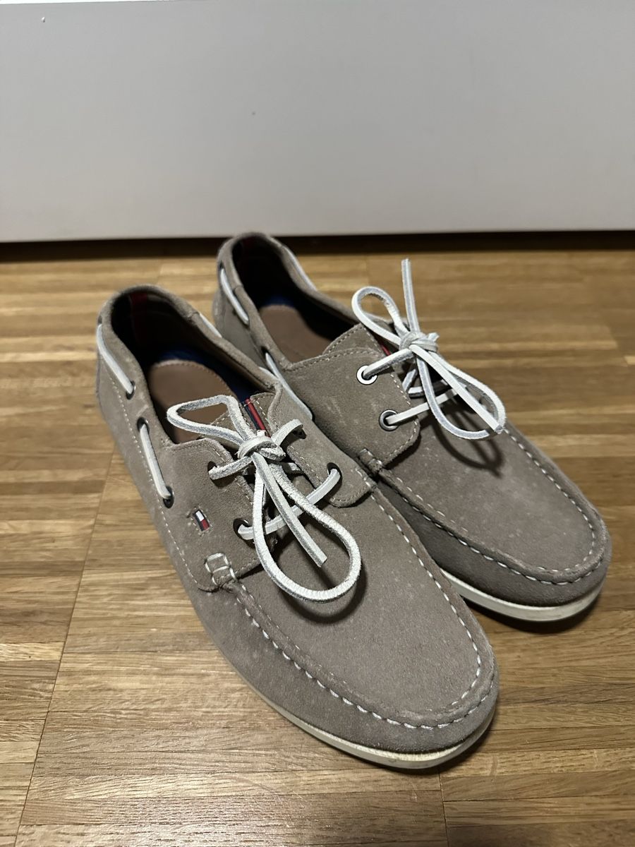 Tommy Hilfiger Herrenschuhe: Tommy Hilfiger Bootsschuhe Gr. 40 Top Zustand – Gebraucht aus Basel von Zekoo.