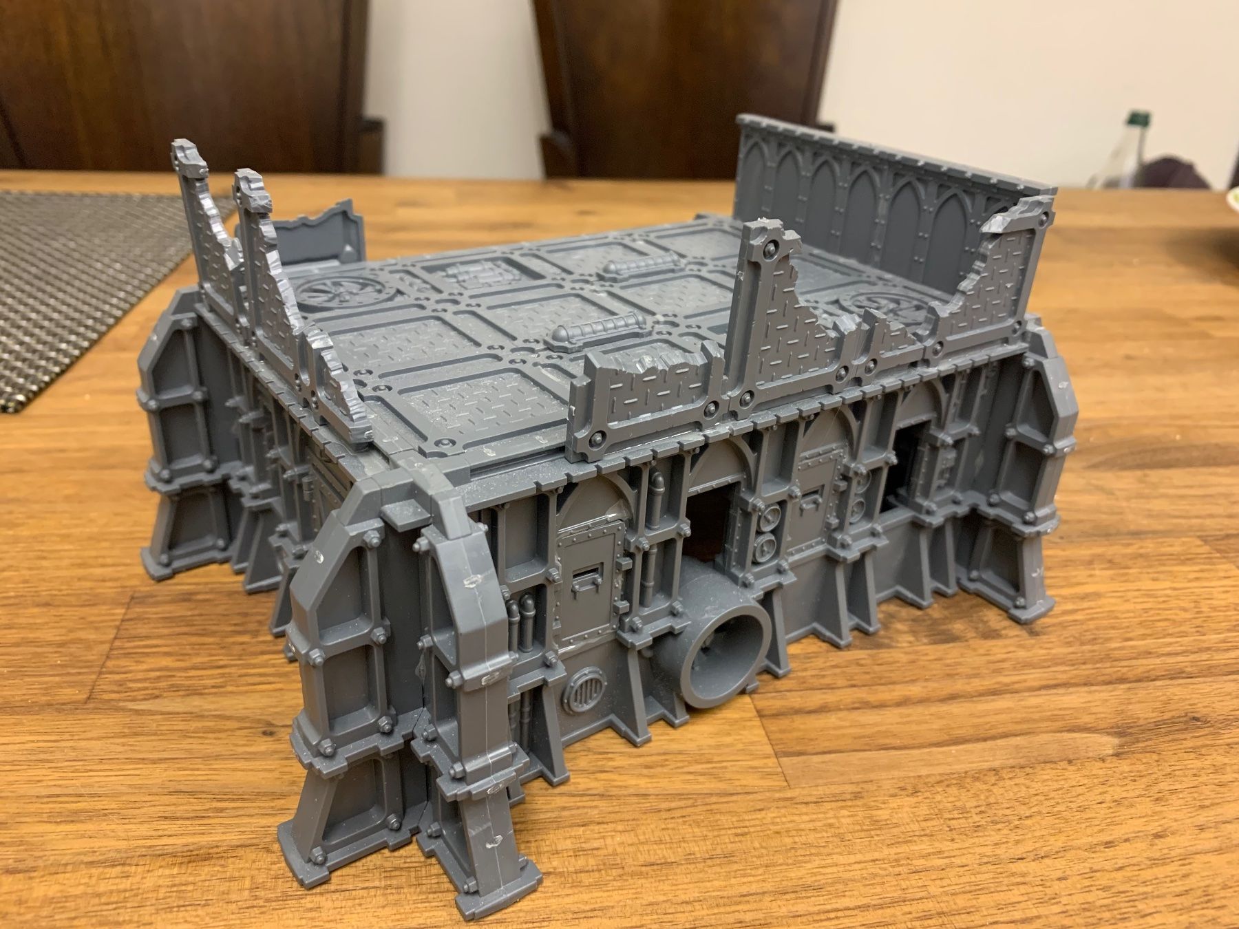 Statuette: Warhammer 40000 imperialer Bunker – Usato da Winterthur venduto da Compiorg
