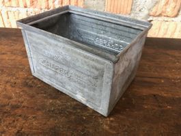 Schäfer Kasten, kleine massive Eisenbox Tolle, alte Box,