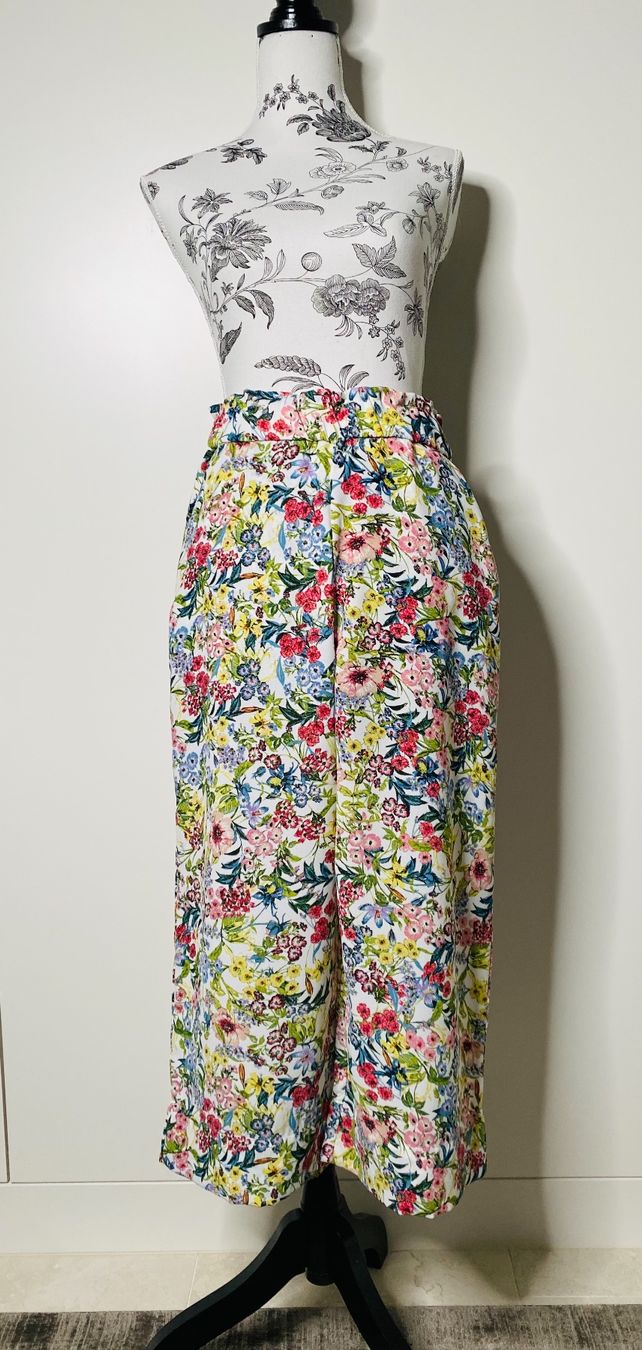 H&M Pantaloni: Hose/ Sommer-Culotte – Usato da St. Erhard venduto da ver_8gzm
