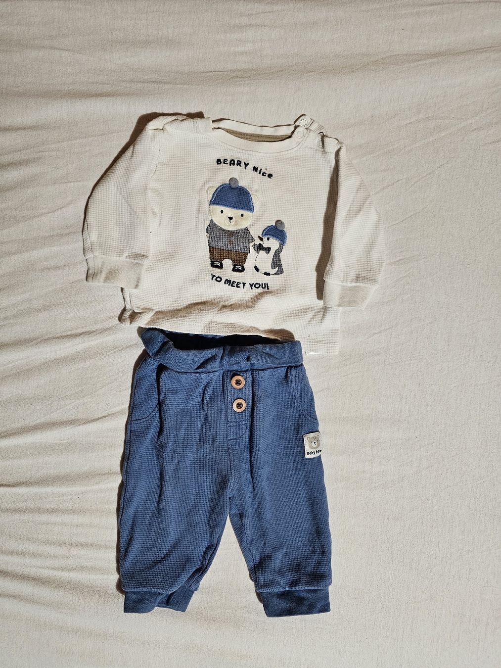 Lotti & Set di vestiti: 2  Winterliche Kleidersets Junge, 68 – Usato da Kesswil venduto da yanat