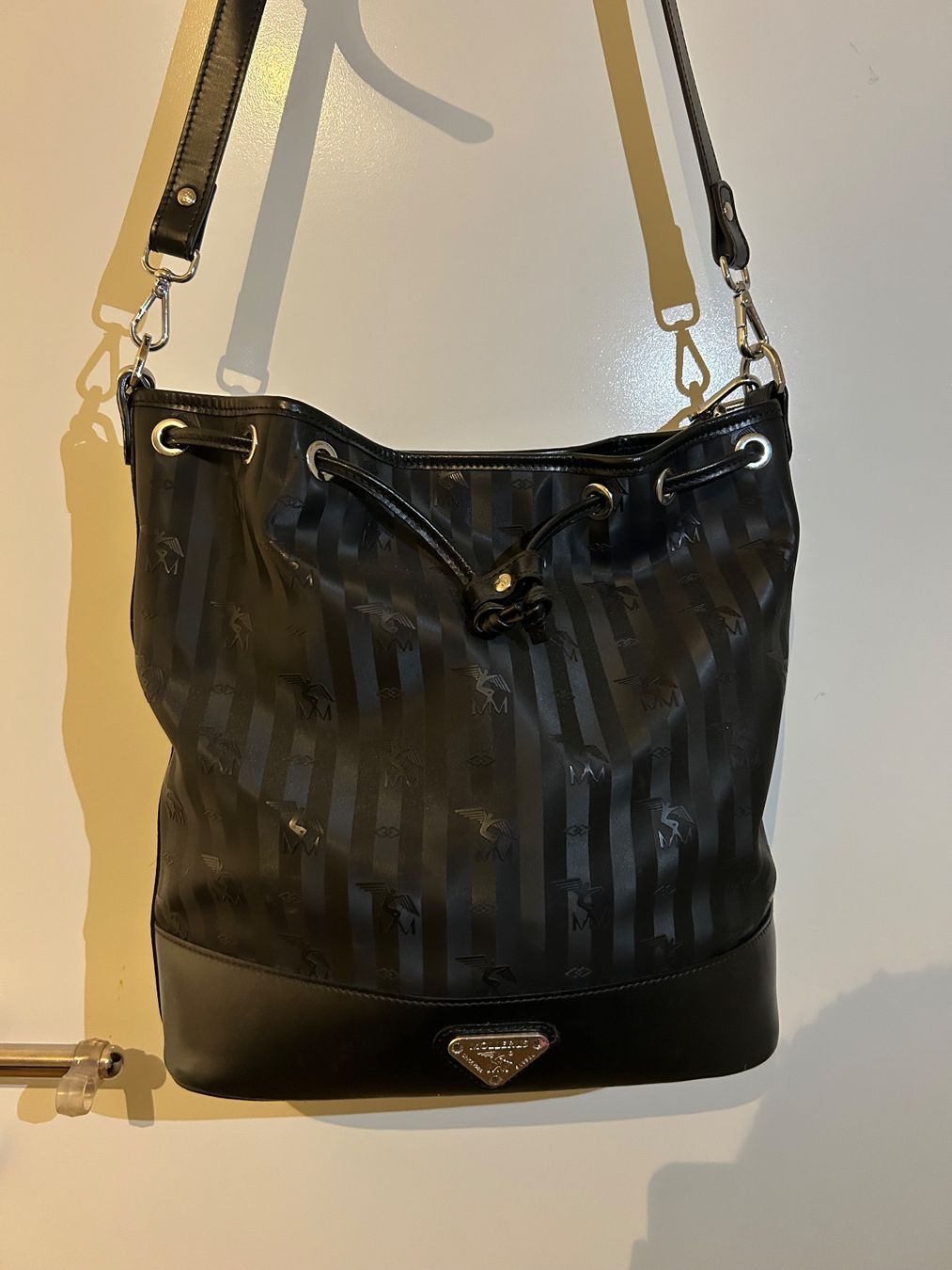 Maison Mollerus Borse da donna: Mollerus Beuteltasche Schwarz – Usato da Egg b. Zürich venduto da sar_p69d
