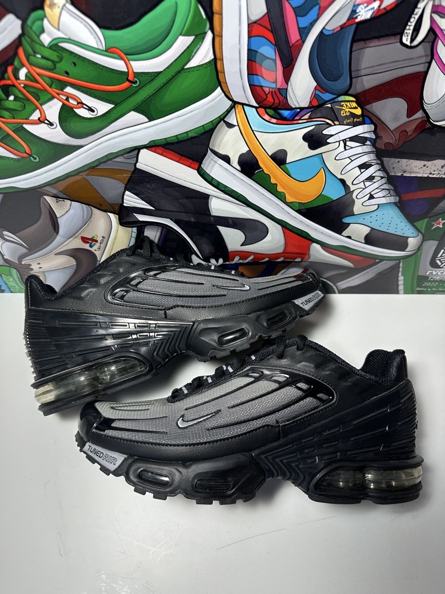 Nike Scarpe da uomo: Nike TN Air Max Plus 3 GS Black/Grey Gr.38 – Nuovo (secondo la descrizione) da Freidorf TG venduto da kickznlacez