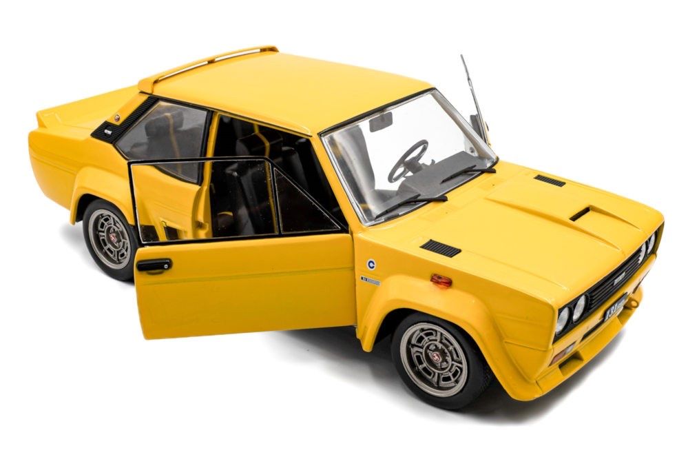 Abarth Modellini d'auto: FIAT 131 ABARTH 1980 MASSSTAB 1:18 – Nuovo e nell'imballaggio originale da Erlenbach im Simmental venduto da Model_box 1