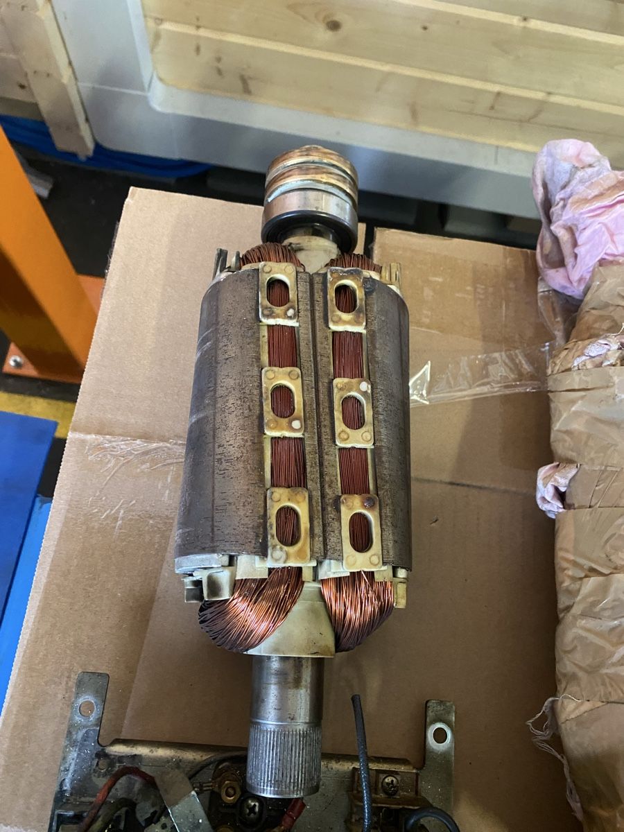 Generatori di corrente: Generator, Rotor, Notstromgruppe – Usato da Ebnat-Kappel venduto da Mech57 5