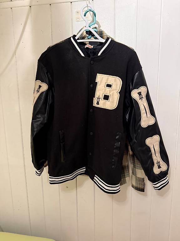 Giacche: College Jacke – Usato da Safnern venduto da Avalona_07