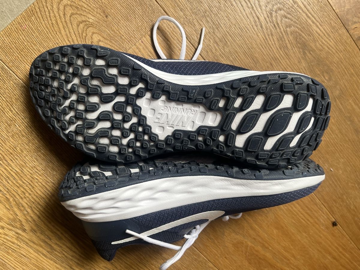Nike Scarpe da uomo: Nike Turnschuhe Grösse 43 – Usato da Lohn SH venduto da Elch21 1