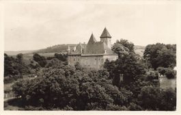 Orbe (VD) Schloss Orbe Panoramaansicht Burg im Grünen