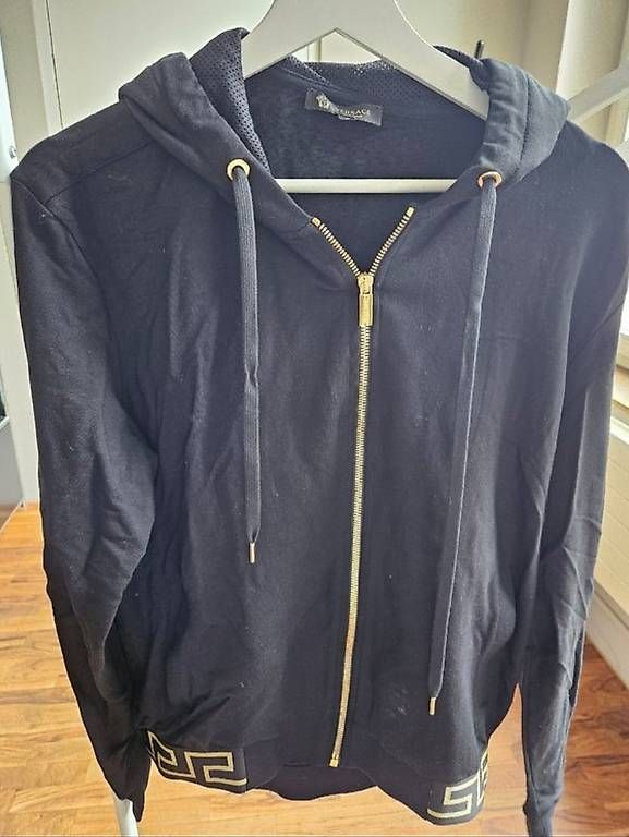 Jacken: Versace Jacke – Gebraucht aus Attinghausen von steeve123