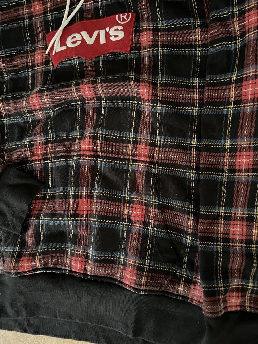 Levi's Maglioni & Felpe: Levi‘s Pulli – Nuovo (secondo la descrizione) da Dietikon venduto da vnsmrc 1