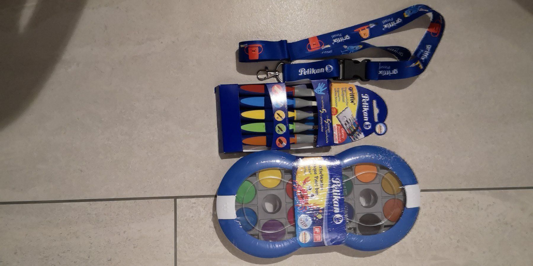 Pennelli: *NEU*Pelikan griffix + Deckfarbkasten – Nuovo e nell'imballaggio originale da Bad Zurzach venduto da Inselstrand5