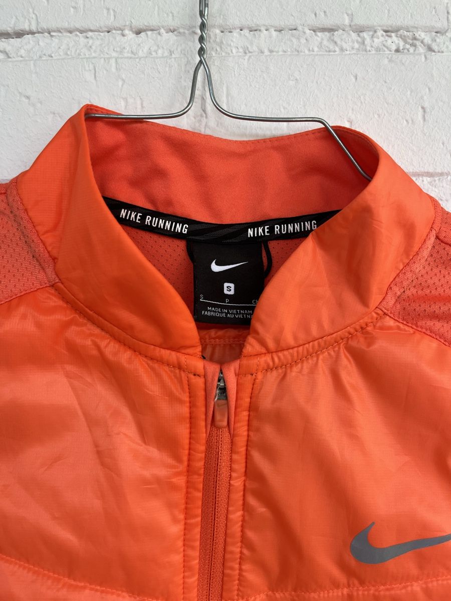 Nike Gilet & Giacche senza maniche: Nike Running Weste – Usato da Embrach venduto da hexslog00 3