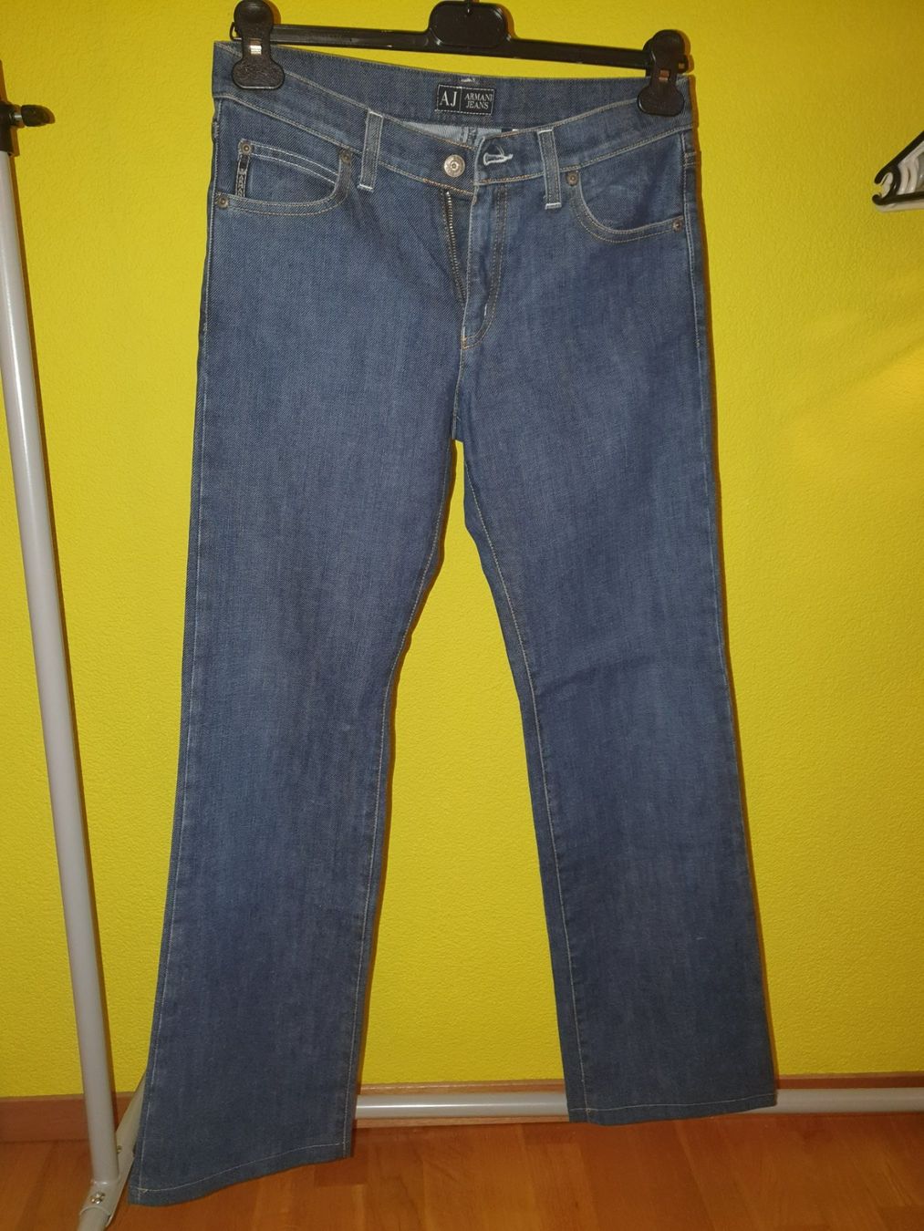 Armani Jeans: Armani Jeans Straight cut – Usato da Luzern venduto da J.Co 1